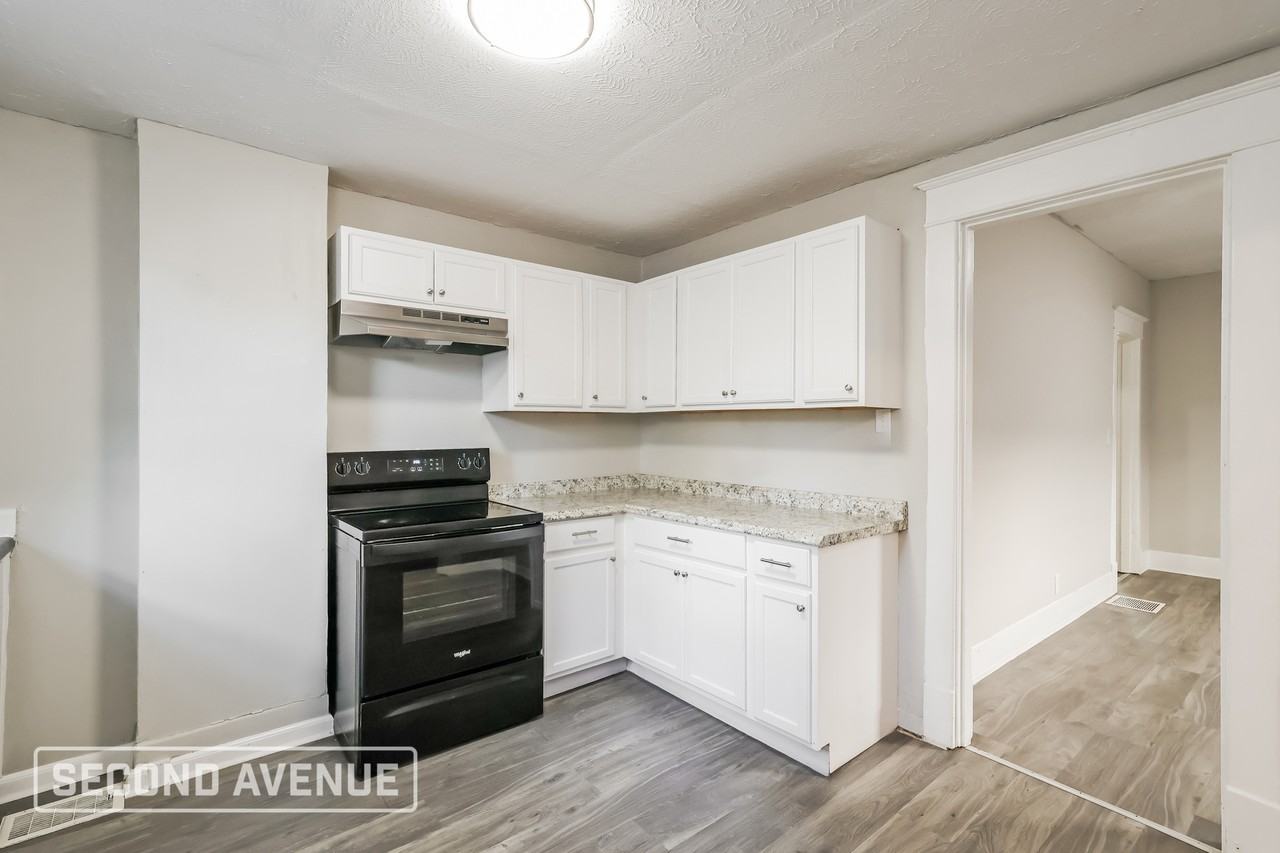 1847 W Kentucky St - Photo 6 of 26
