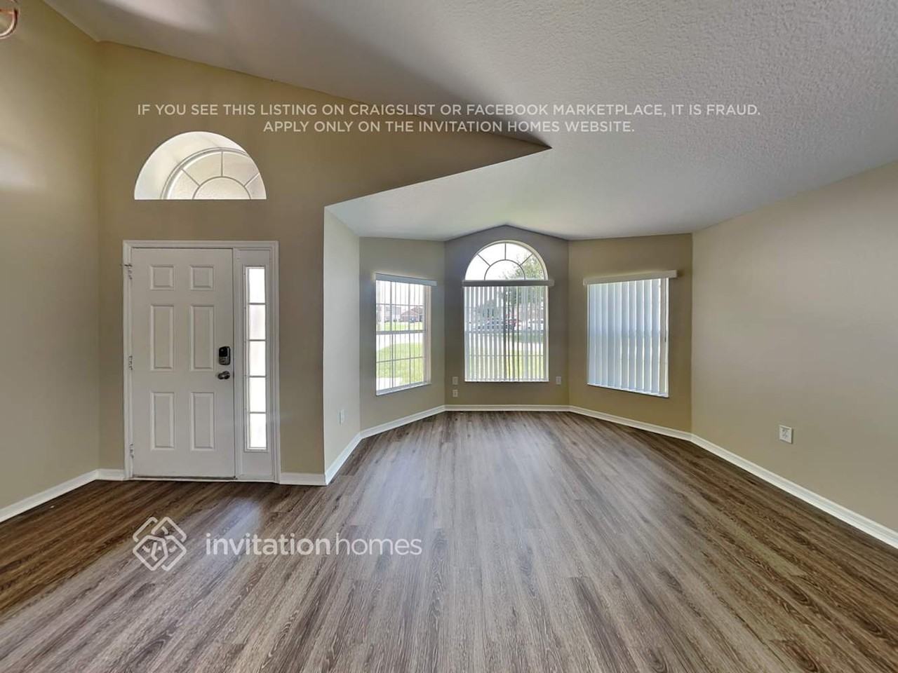 4124 Sophia Blvd - Photo 3 of 16