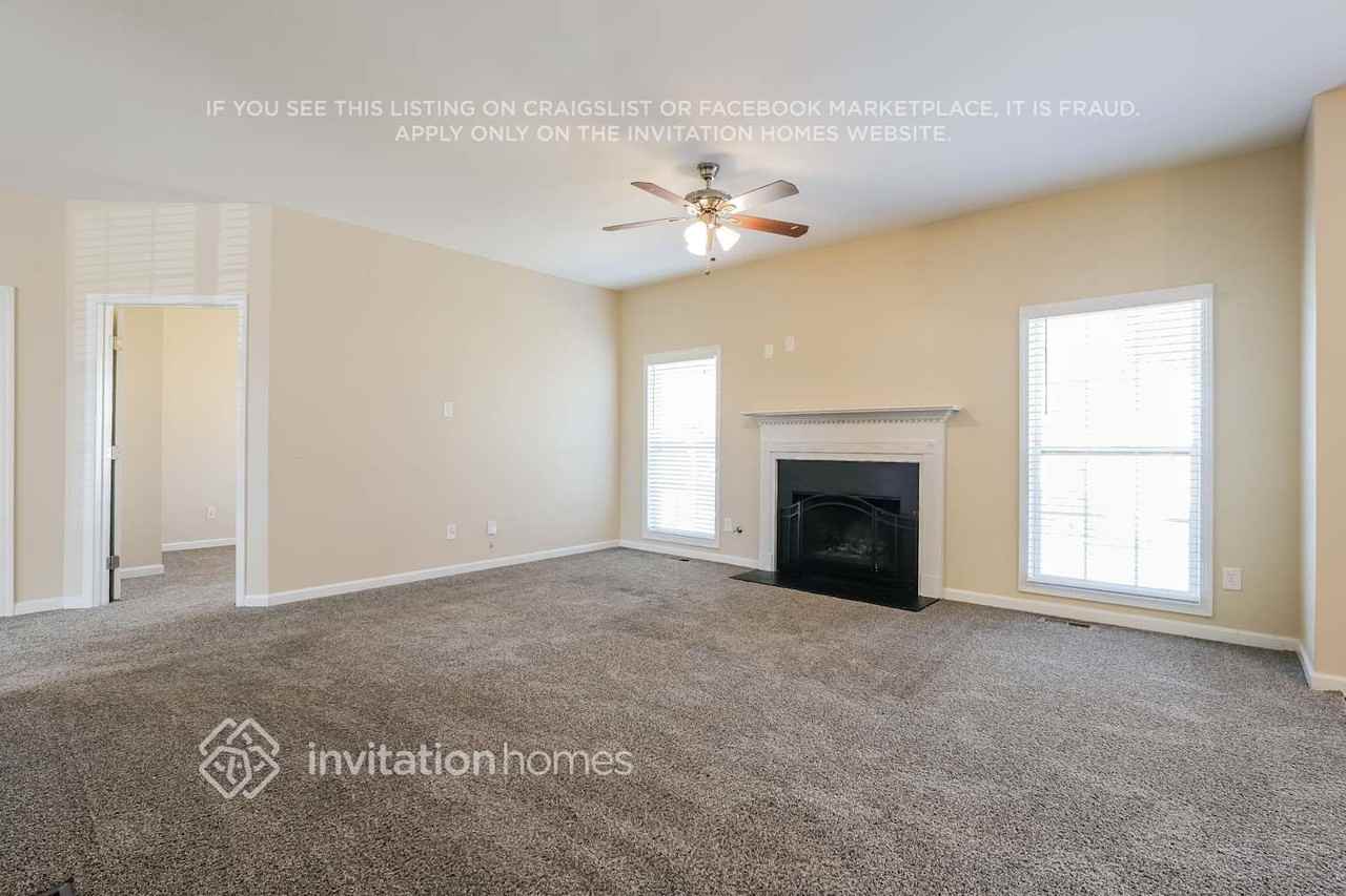 809 Bishops Run Ln - Photo 5 of 19