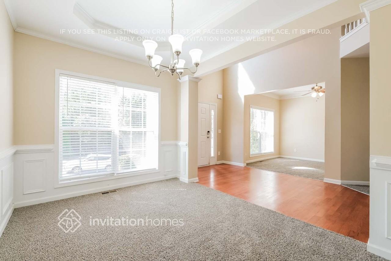 809 Bishops Run Ln - Photo 7 of 19