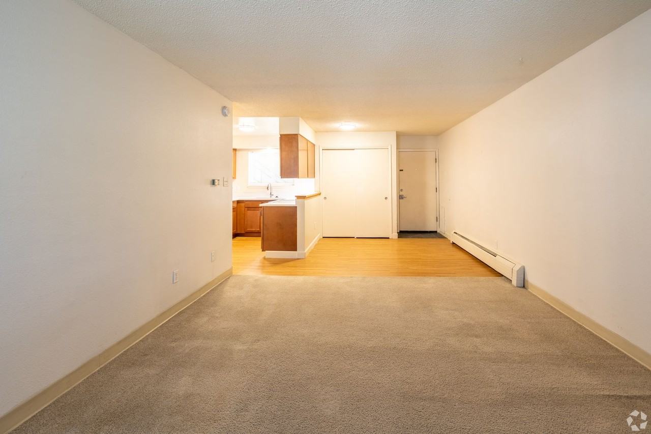 1301 30th St. - Photo 5 of 23