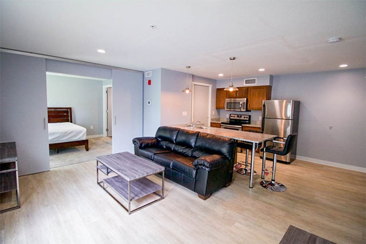 iMansion - Photo 3 of 21