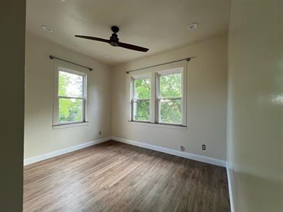 500 Parkway Dr Ne #06 - Photo 2 of 8