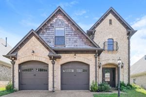 featured image of 290 Garden Springs Dr