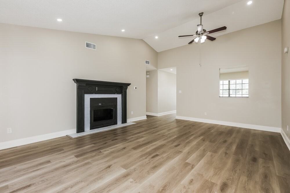 3938 King Drive - Photo 3 of 16