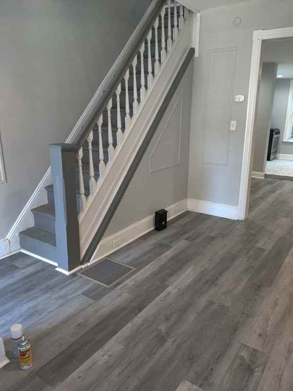 134 N Farson St - Photo 2 of 17