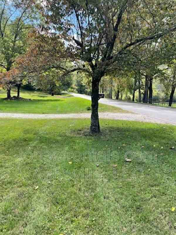 360 N Jones Creek Rd - Photo 3 of 22