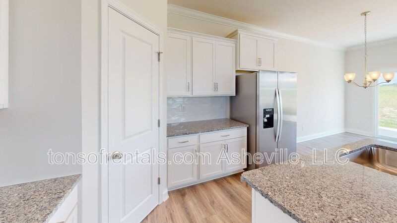 545 Wheatfield Rd - Photo 6 of 25