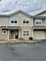featured image of 93 Foxden Dr #103