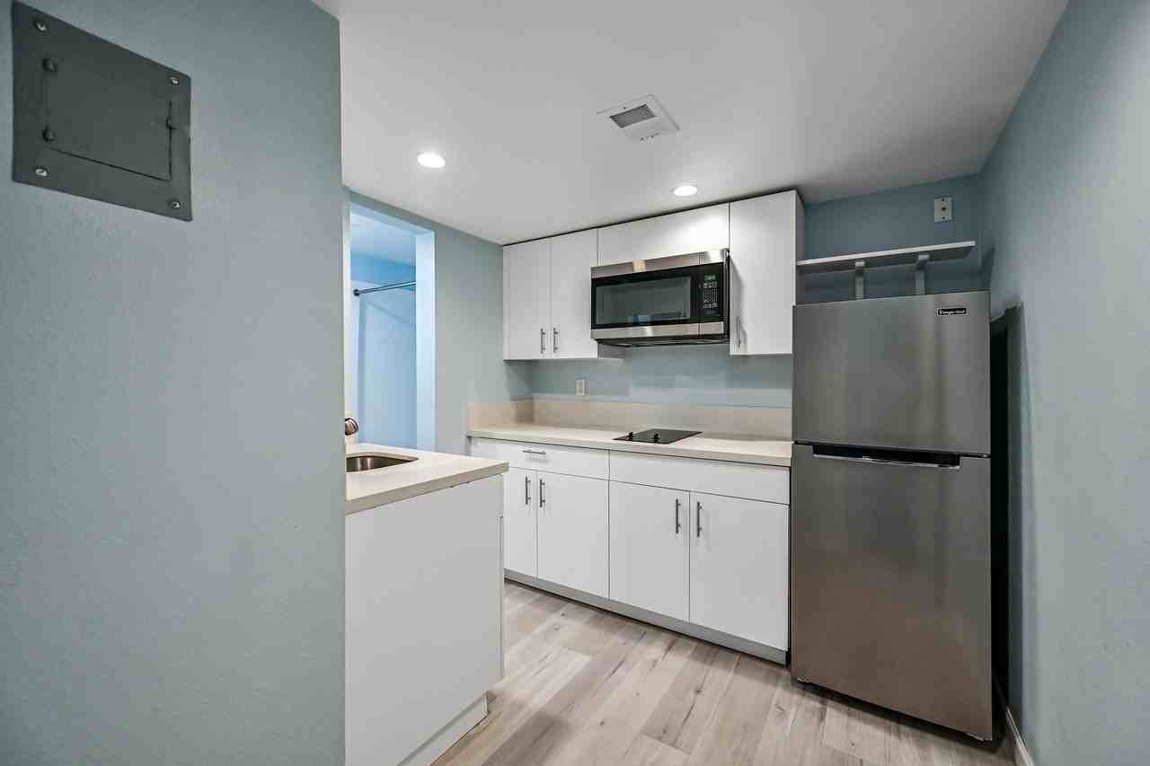 3025 North 32nd Street #45 - Photo 5 of 22