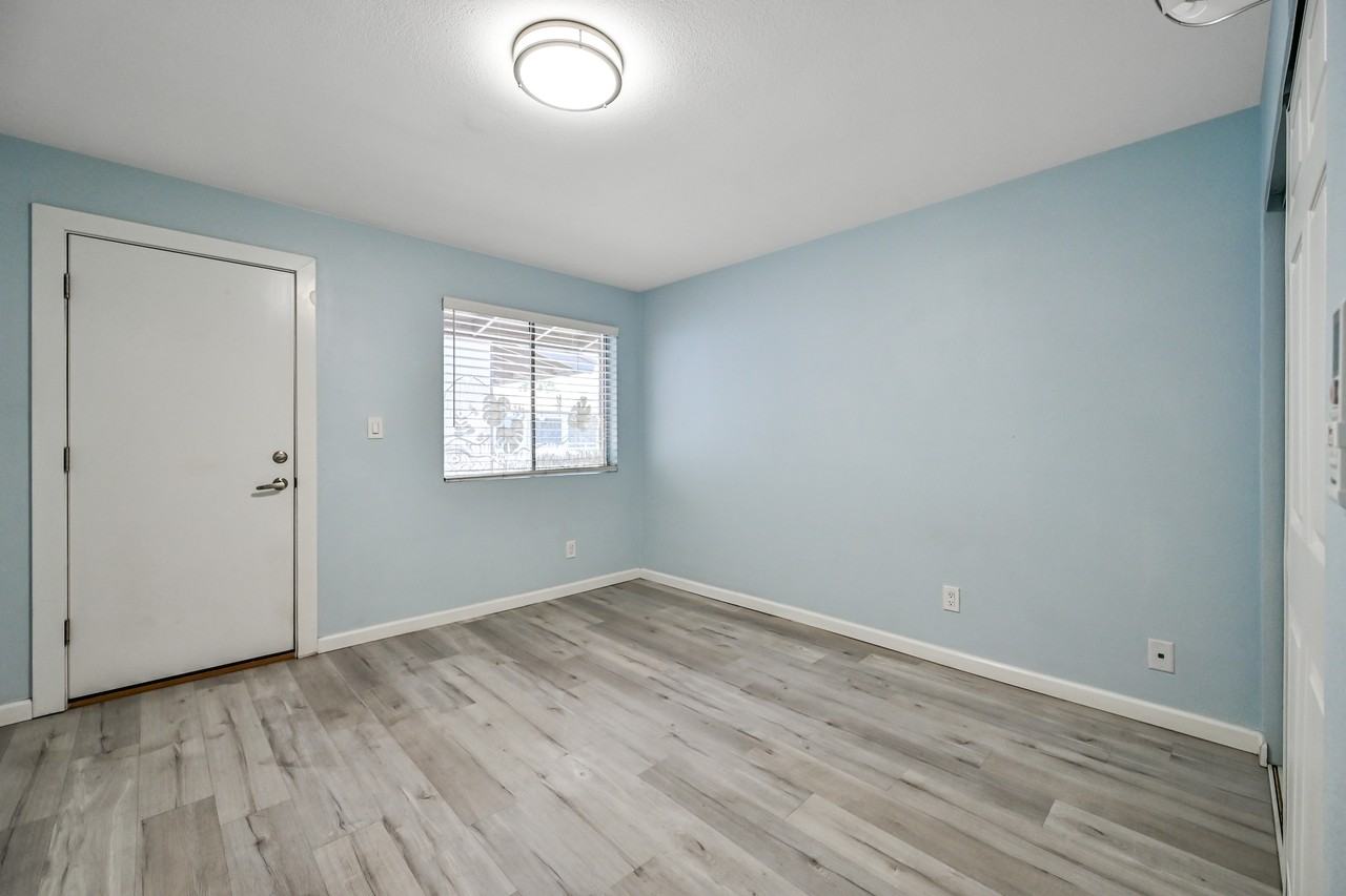 3025 North 32nd Street #45 - Photo 6 of 22