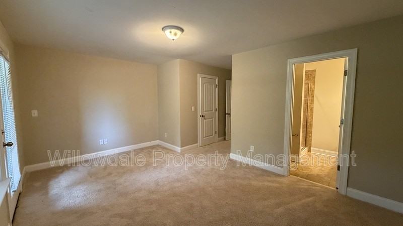 525 Portstewart Dr - Photo 5 of 31