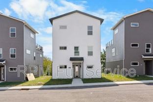 1241 N Avondale Cir - Photo 1 of 1