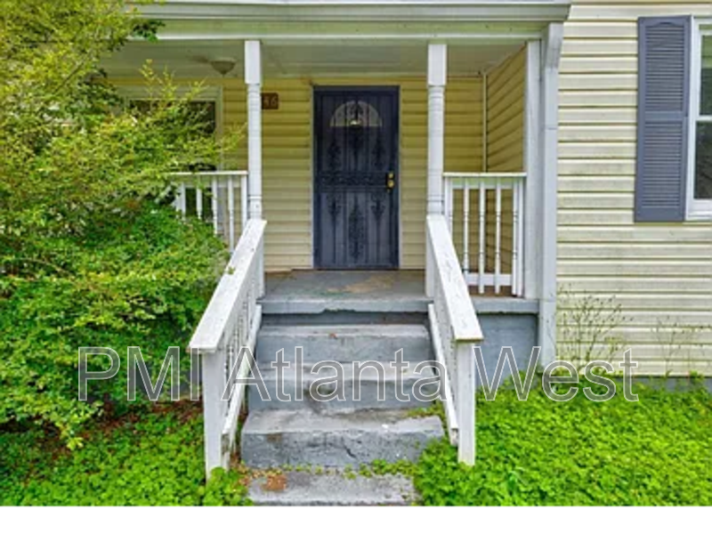 246 Stafford St Nw - Photo 2 of 11