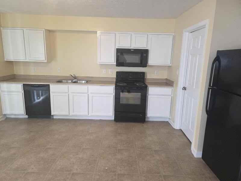 1133 Topp Creek Drive - Photo 3 of 14