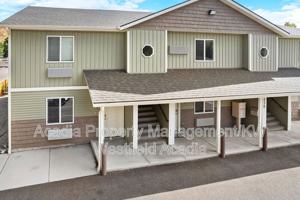 featured image of 1430 S 4th Ave #4