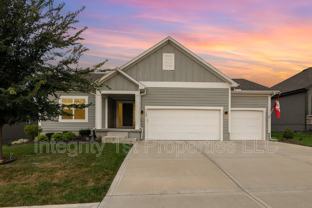 7430 Nw Chambers Ct - Photo 1 of 1