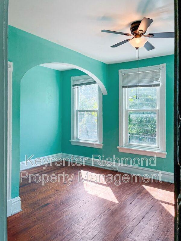 2104 W Cary St - Photo 2 of 11
