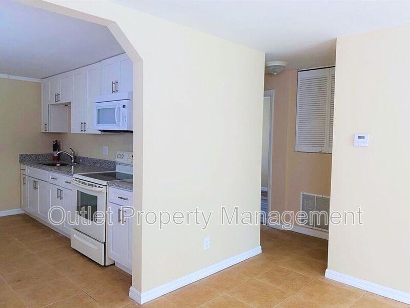 7622 Harvey St - Photo 3 of 8