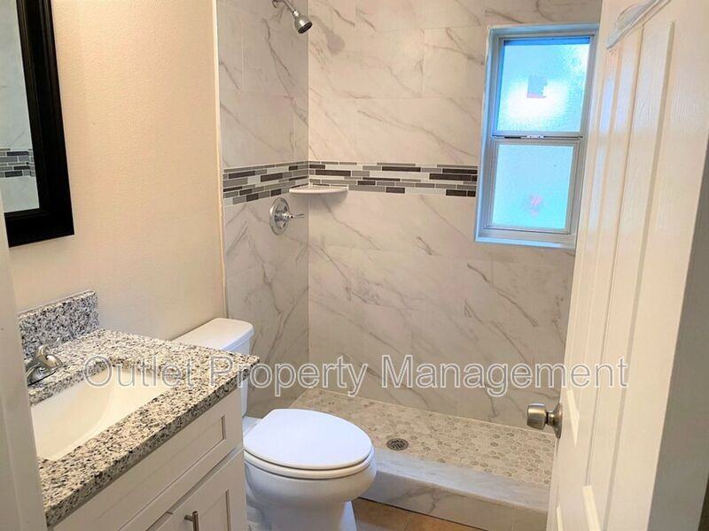 7622 Harvey St - Photo 6 of 8