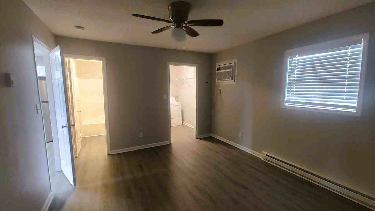 Beltway Park at Winston - Photo 6 of 17