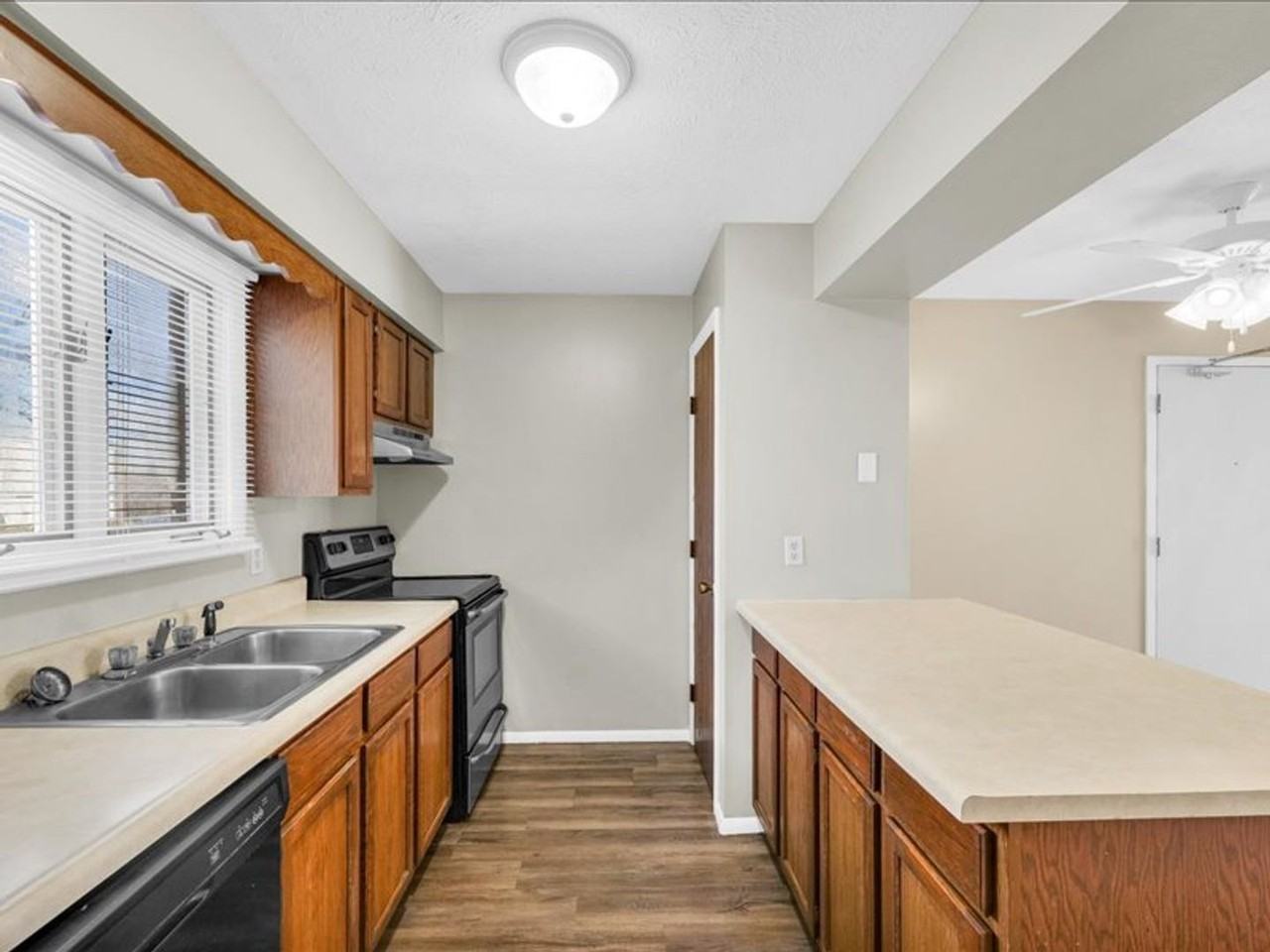 8 Ross Drive - Photo 7 of 15