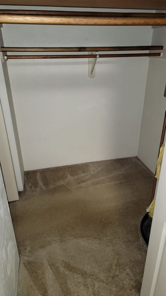 290 S Kools St - Photo 6 of 8