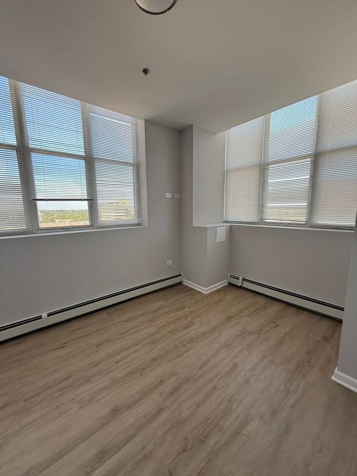 10 N Sheridan Rd. - Photo 6 of 14