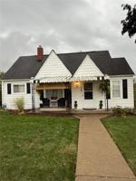 featured image of 180 Warren Ln