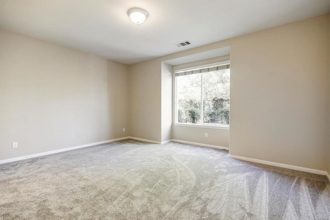 7405 Rothschild Ct - Photo 5 of 11
