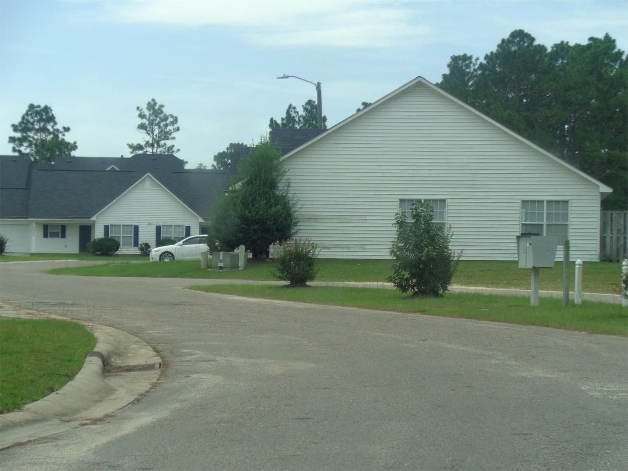 Banks Court - Photo 2 of 25