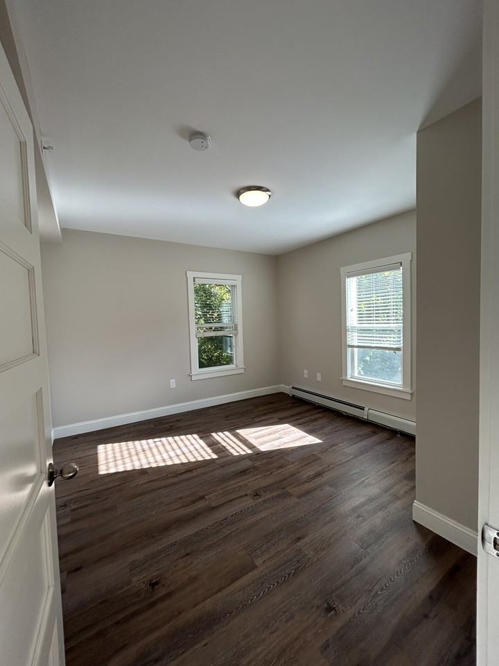 77 Merrifield Street - Photo 7 of 17