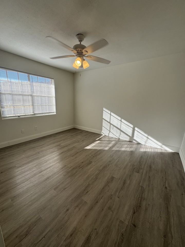 2220 Ticknor Drive - Photo 6 of 17