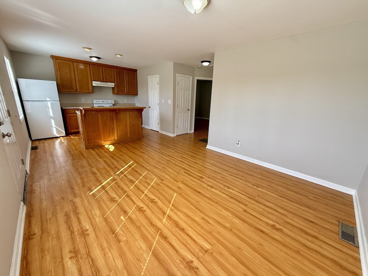 156 Dudley Ln. - Photo 3 of 14