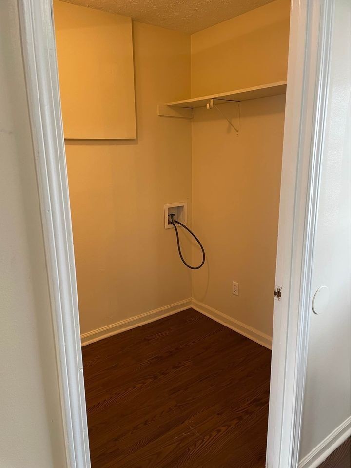 124 Alycia Drive - Photo 4 of 50