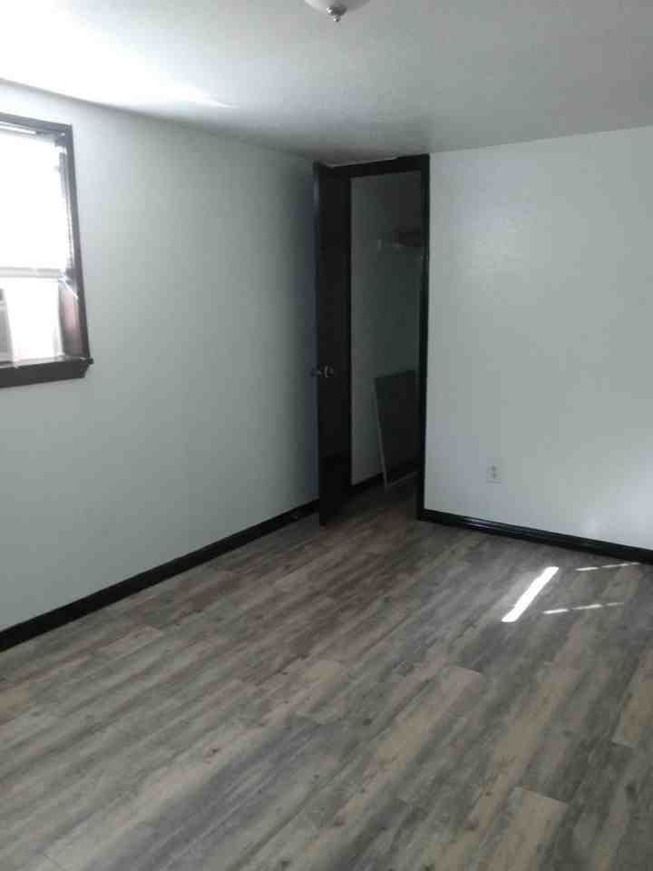 Kowis - Photo 3 of 12