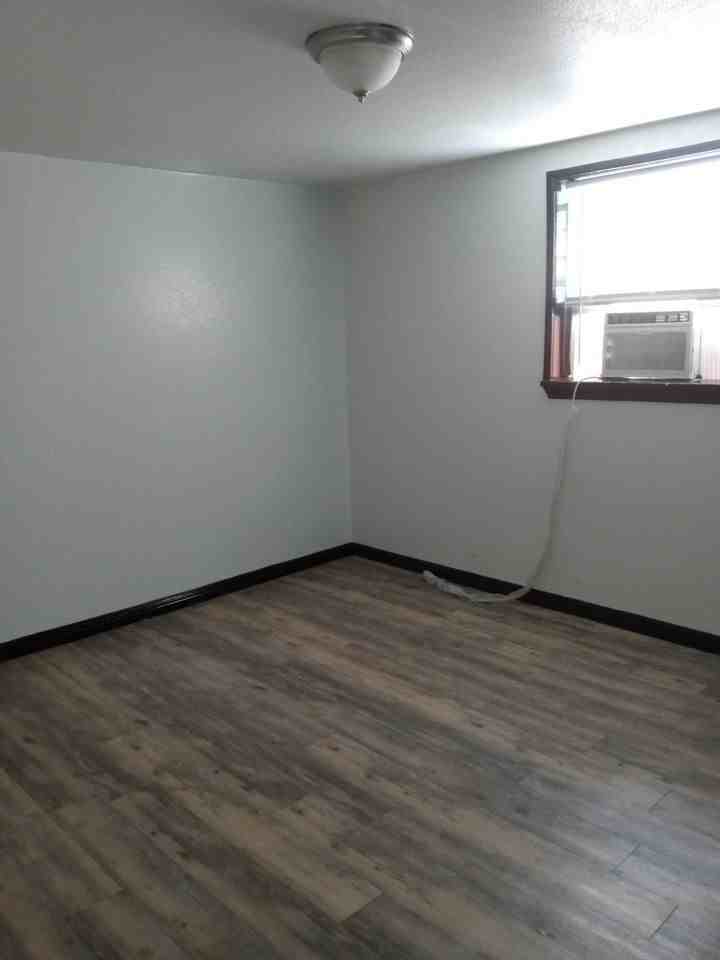 Kowis - Photo 6 of 12