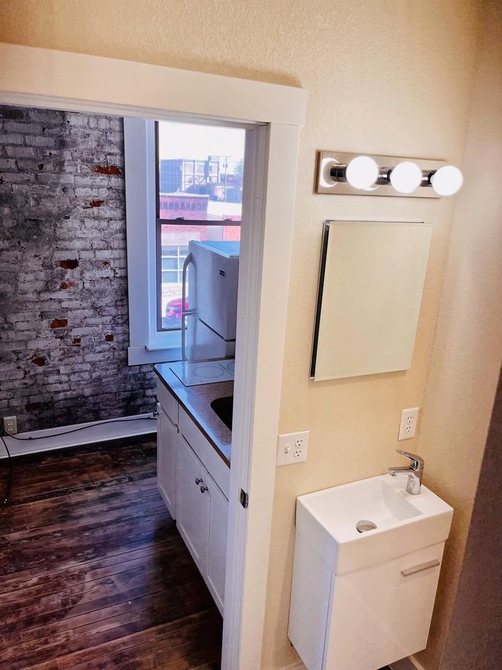 111 North Main Street - Photo 3 of 8