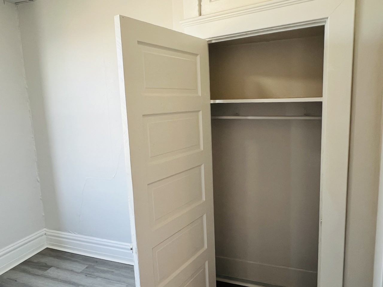 115 South Birmingham Avenue - Photo 6 of 10