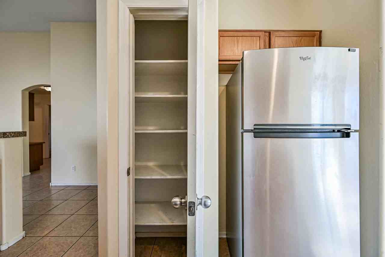 3915 South Coach House Drive - Photo 6 of 24