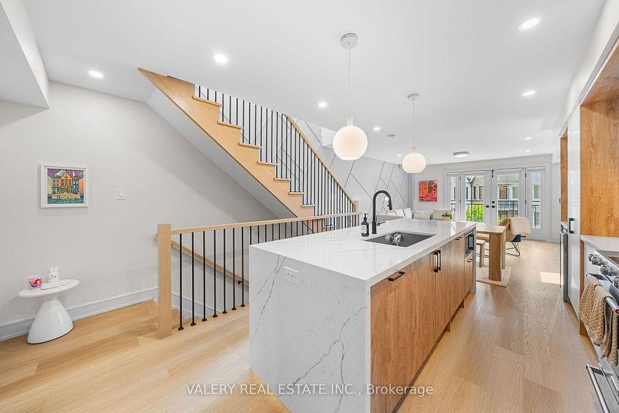 84 Argyle Street - Photo 3 of 44