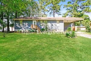 featured image of 165 Thurman St