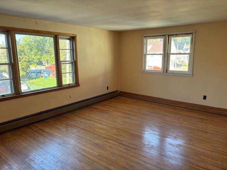 9 Roland Ave - Photo 3 of 15