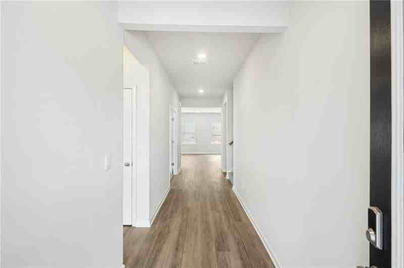 26 Hemlock Court - Photo 2 of 35