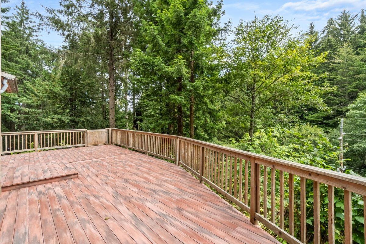 7366 Berta Rd - Photo 2 of 27