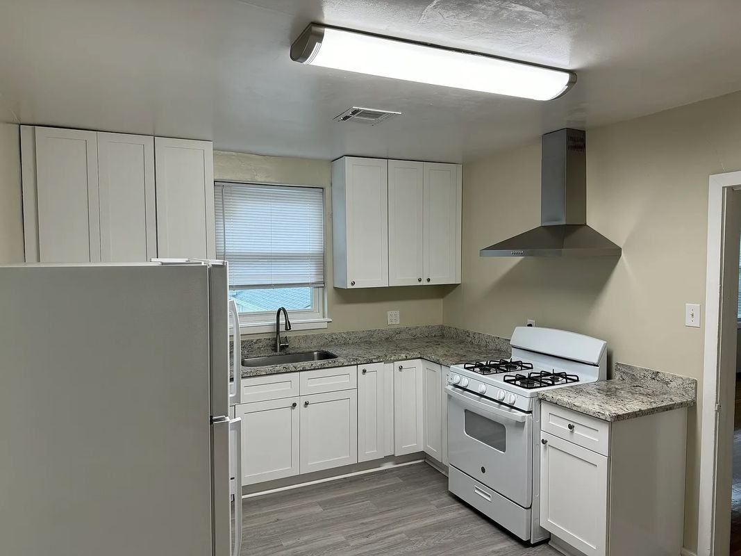 3941 Bauvais St - Photo 3 of 9