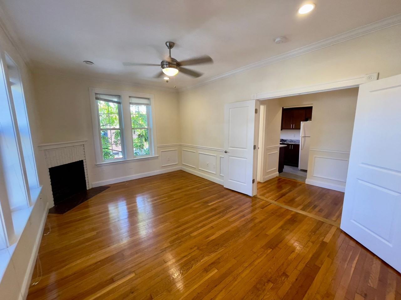 70 Calumet St - Photo 5 of 13