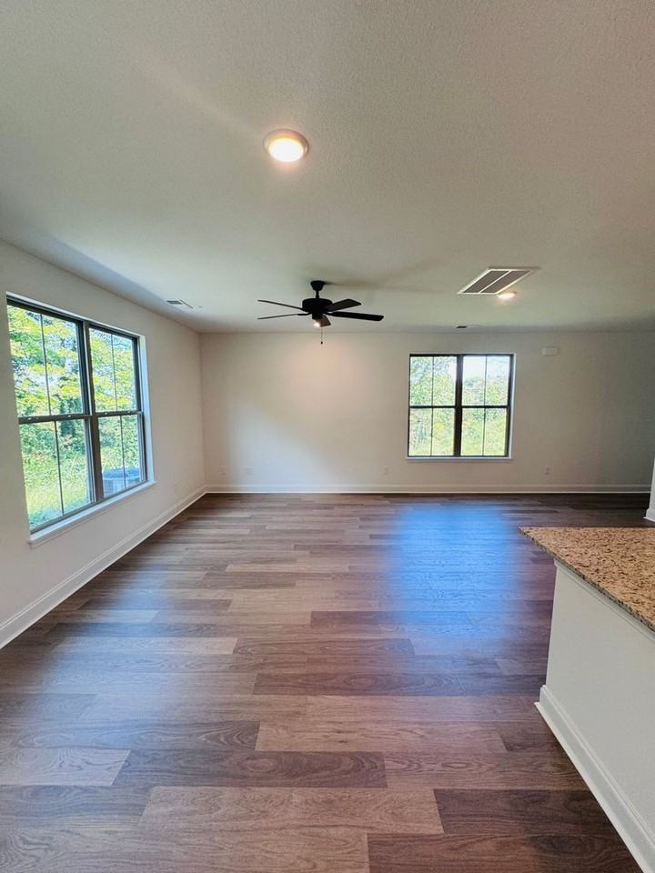 1827 Bennett Village Dr - Photo 6 of 23
