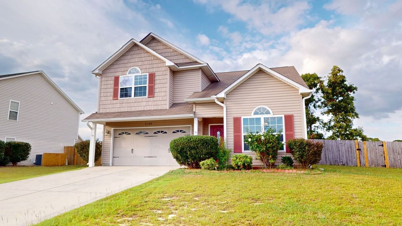 2104 Saint Nicholas Dr