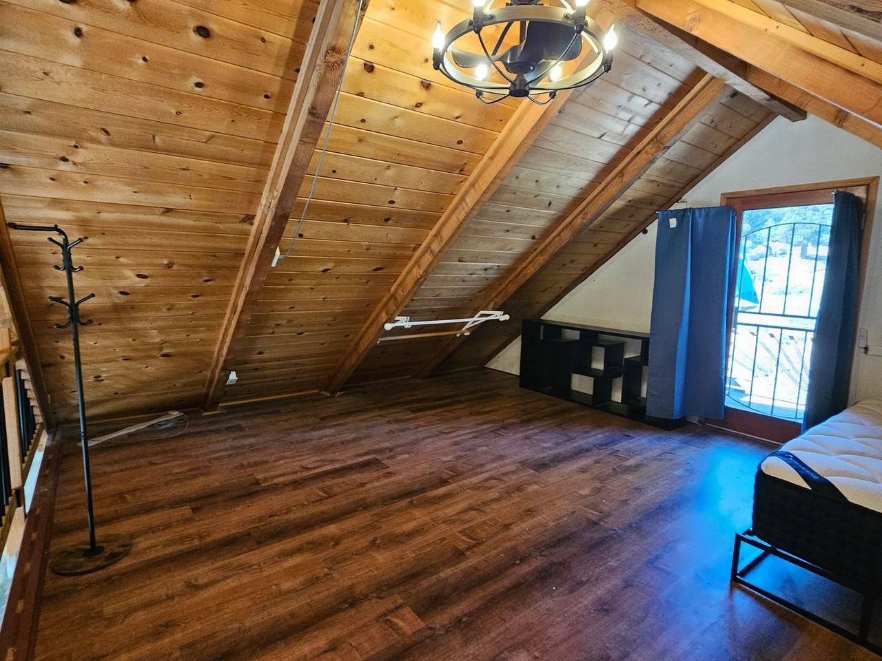 1317 Leisure Ln - Photo 4 of 12